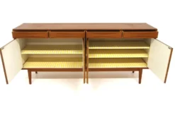 Enfilade scandinave en teck, Möbelfabriken Linden, Horda, Suède, 1960