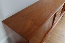 Enfilade scandinave vintage en teck Arne Vodder, 1960