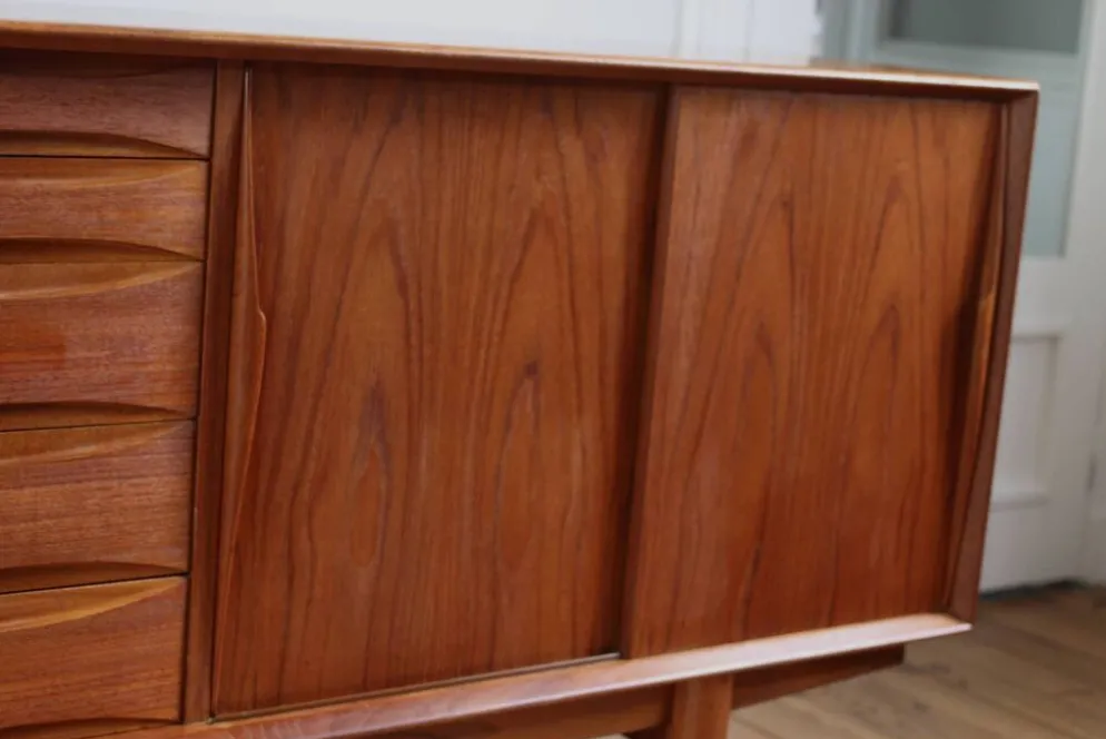 Enfilade scandinave vintage en teck Arne Vodder, 1960