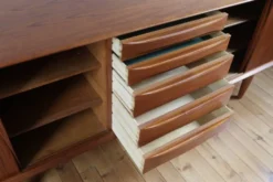 Enfilade scandinave vintage en teck Arne Vodder, 1960