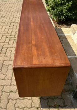 Enfilade scandinave vintage en teck – Années 60/70 1960