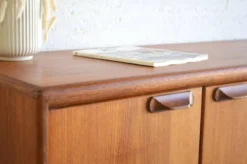 Enfilade Sequence par Younger 213 cm