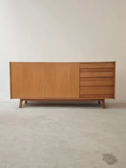 Enfilade tout bois U460 par Jiri Jiroutek pour Interier Praha