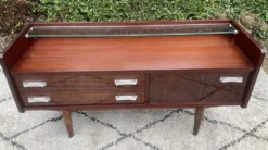 Enfilade tv en teck des années 60-70