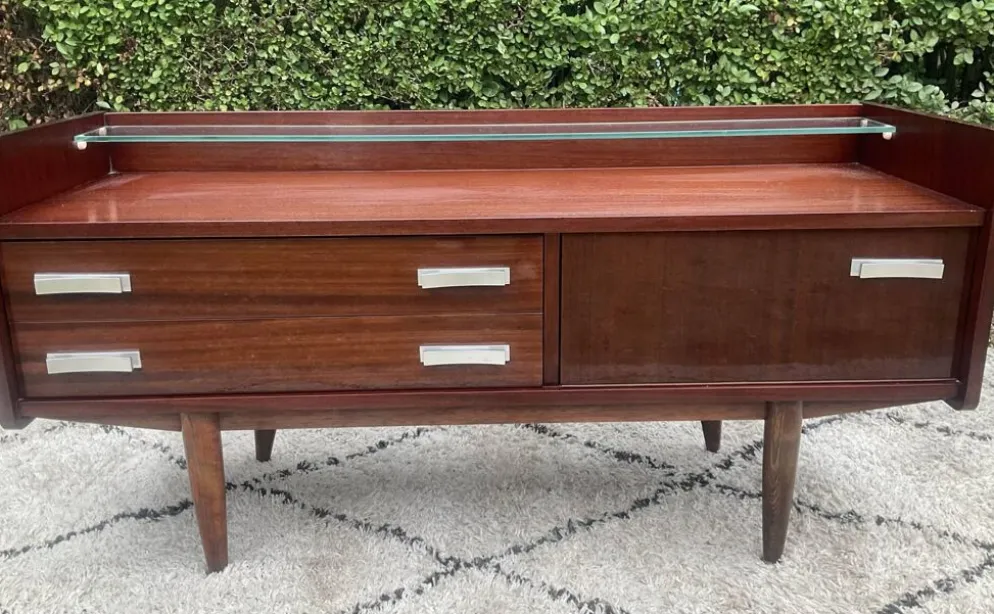 Enfilade tv en teck des années 60-70