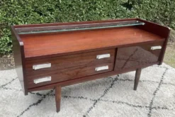 Enfilade tv en teck des années 60-70