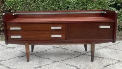Enfilade tv en teck des années 60-70