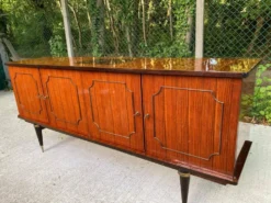 Enfilade vintage années 50/60 style italien Vernis brillant & pieds compas