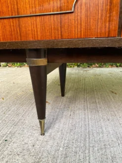 Enfilade vintage années 50/60 style italien Vernis brillant & pieds compas