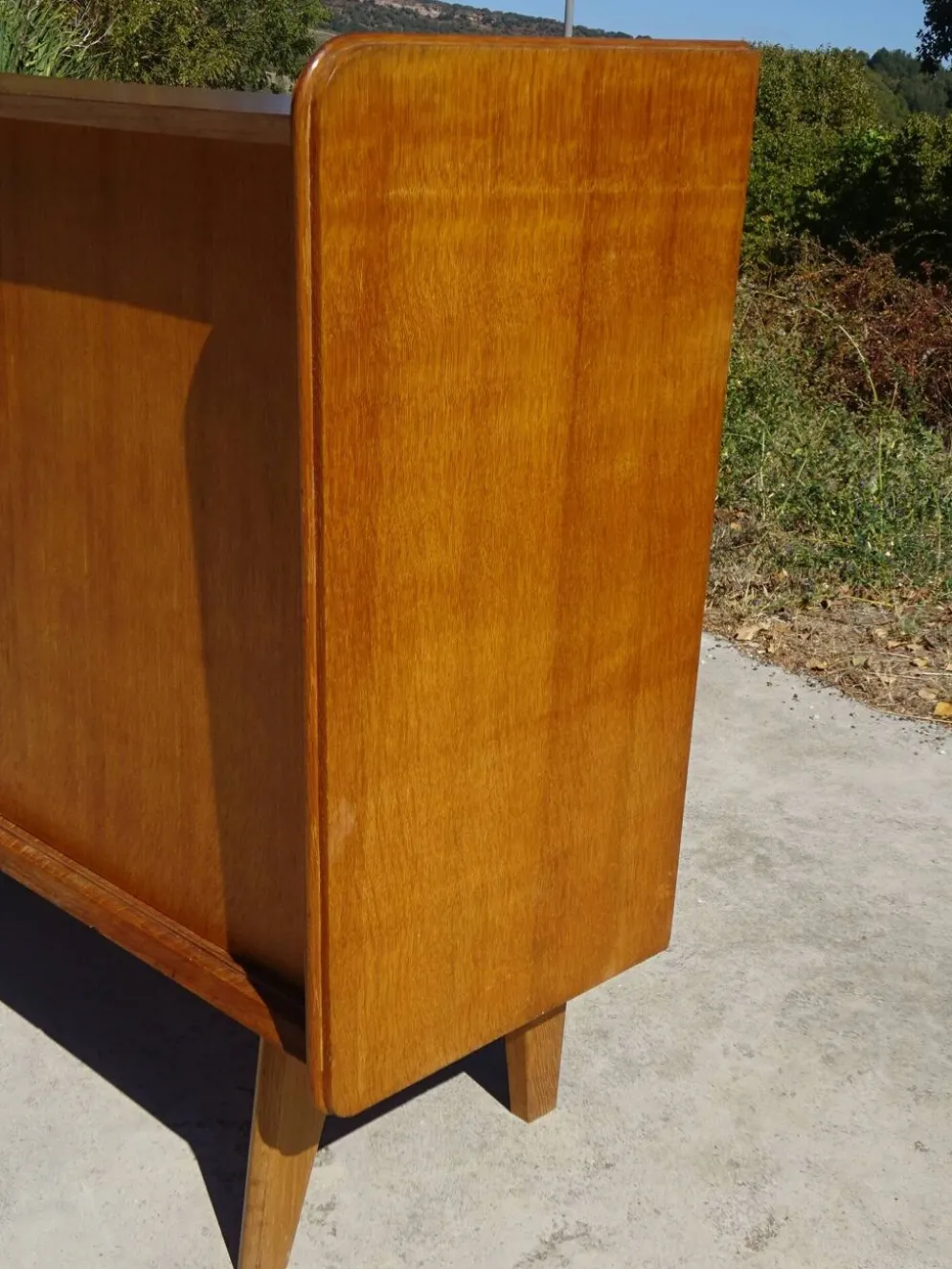 Enfilade vintage aux pieds compas par SAM