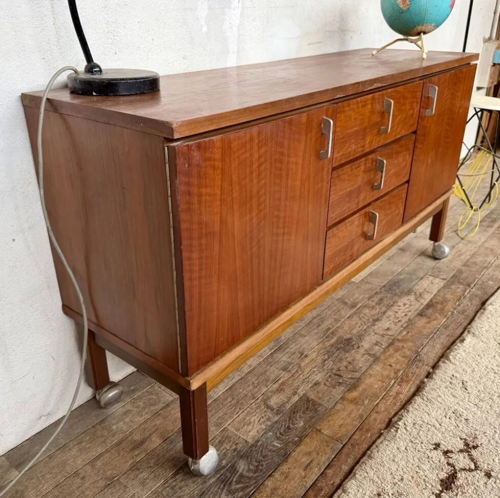 ✨ Enfilade vintage en bois – 3 tiroirs, 2 portes – Mobilier rétro ✨