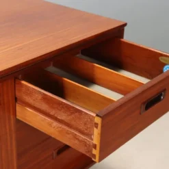 Enfilade vintage en teck avec tiroirs, Royaume-Uni, années 1960