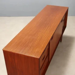 Enfilade vintage en teck avec tiroirs, Royaume-Uni, années 1960