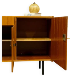 Enfilade vintage look scandinave pieds metal