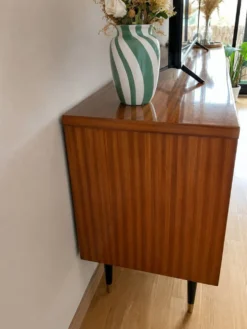 Enfilade vintage signé