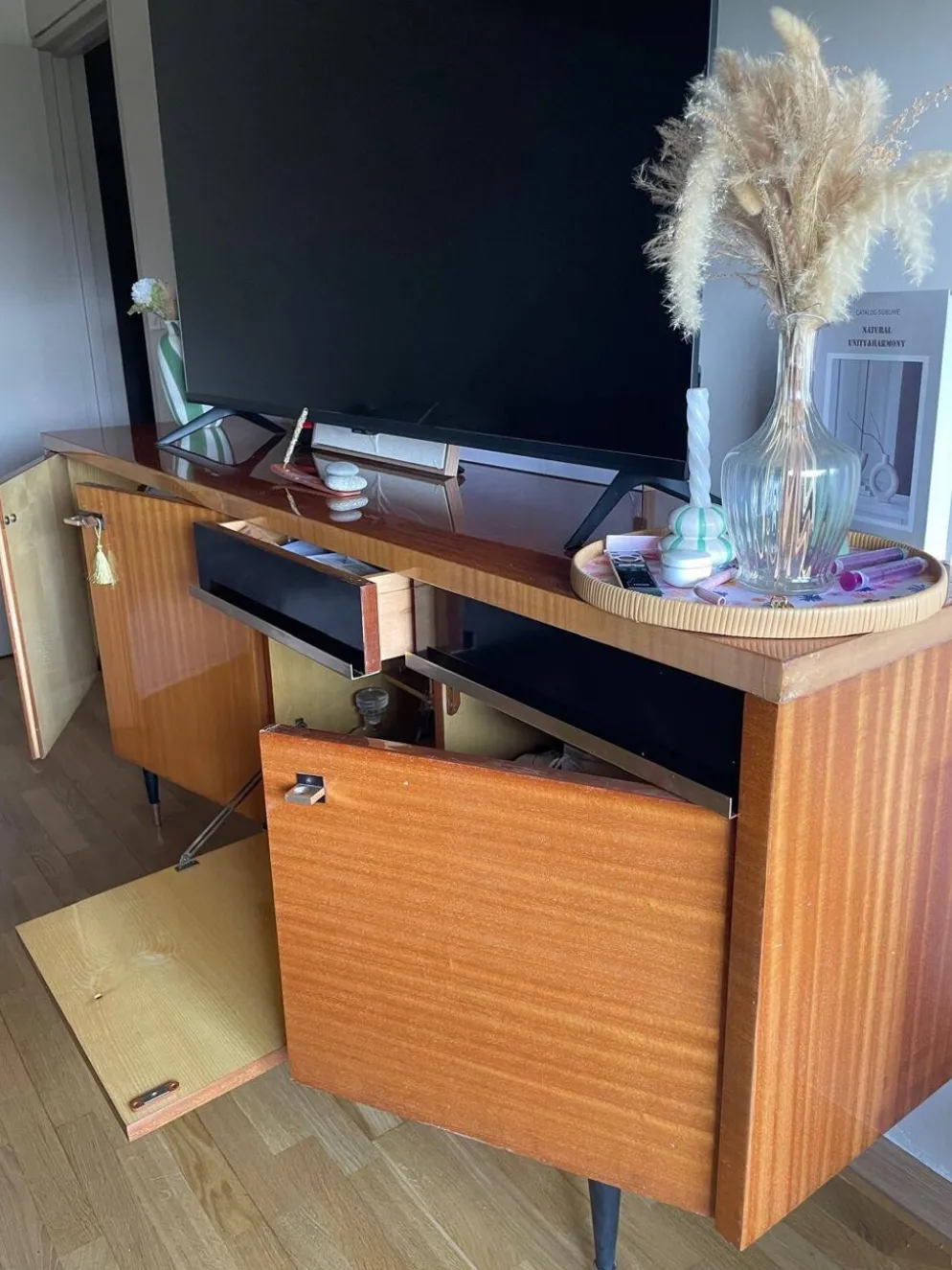 Enfilade vintage signé