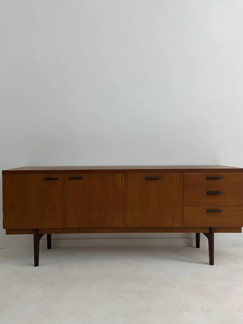 Enfilade vintage Uniflex scandinave en teck – années 60
