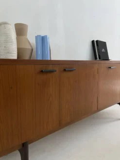 Enfilade vintage Uniflex scandinave en teck – années 60