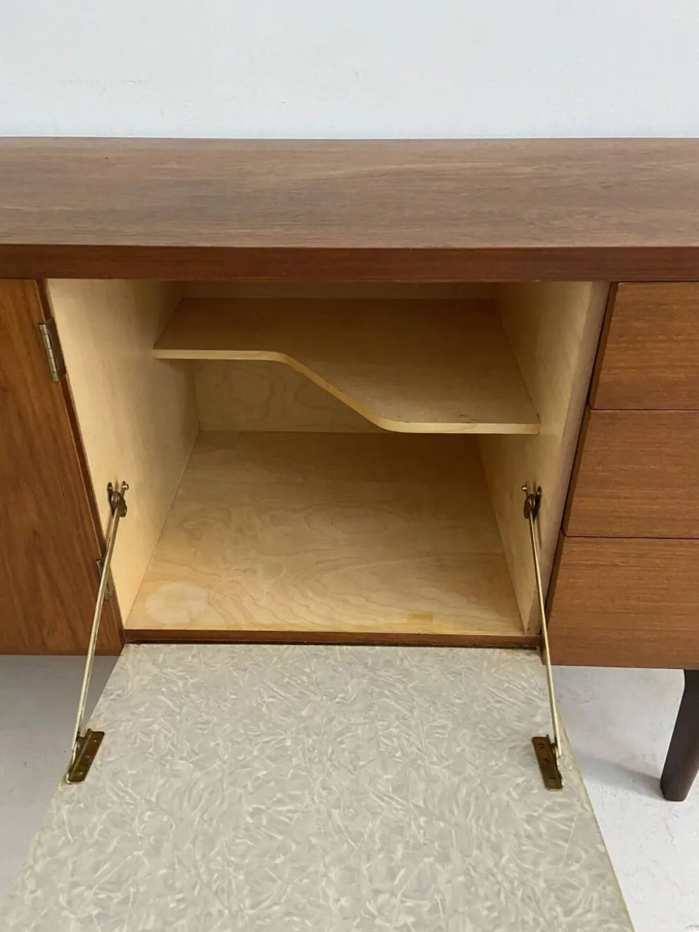 Enfilade vintage Uniflex scandinave en teck – années 60