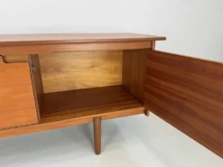 Enfilade vintage Younger