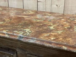 Enfilade XVIIIème en chêne avec dessus peint façon marbre