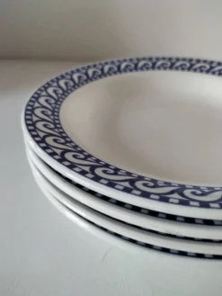 Ensemble 4 assiettes creuses vintage bleu marine