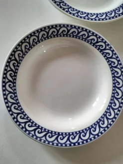 Ensemble 4 assiettes creuses vintage bleu marine