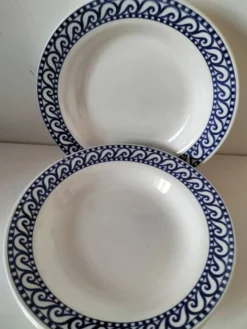 Ensemble 4 assiettes creuses vintage bleu marine