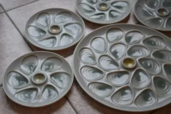 Ensemble assiettes et plat à huîtres Salins