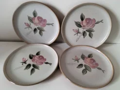 Ensemble 4 assiettes MBFA Pornic modèle Rosita