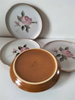 Ensemble 4 assiettes MBFA Pornic modèle Rosita