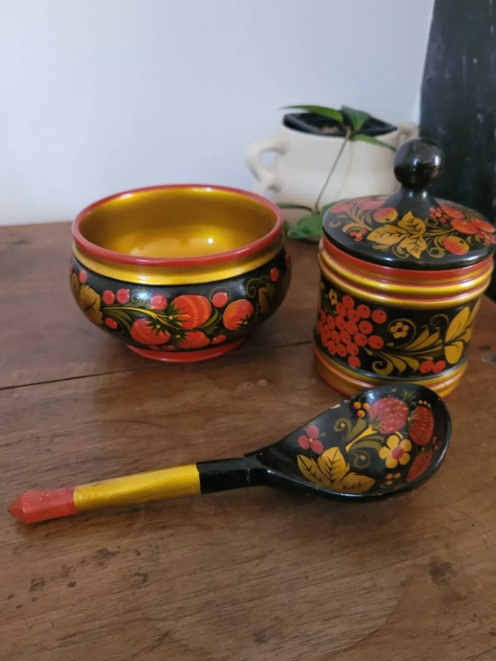 Ensemble bol, pot et cuillère Khokhloma