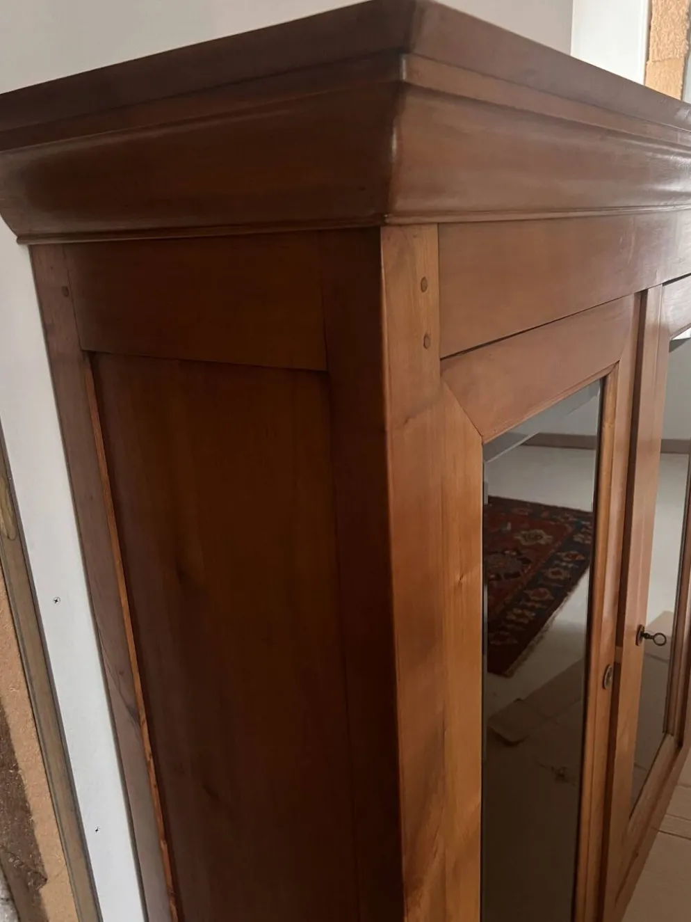 Ensemble buffet-vaisselier en Merisier Massif de style Louis Philippe