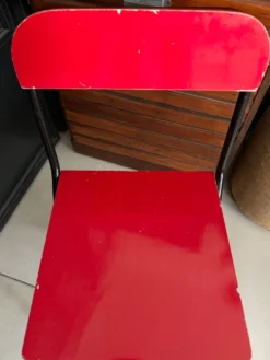 Ensemble bureau et chaise enfant rouge vintage