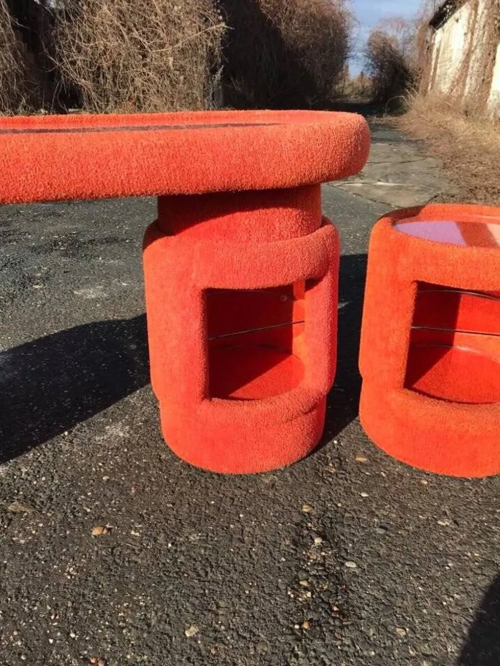 Ensemble coiffeuse vintage corail en tissu, 6 pièces (table, miroir, ottoman, chevet)