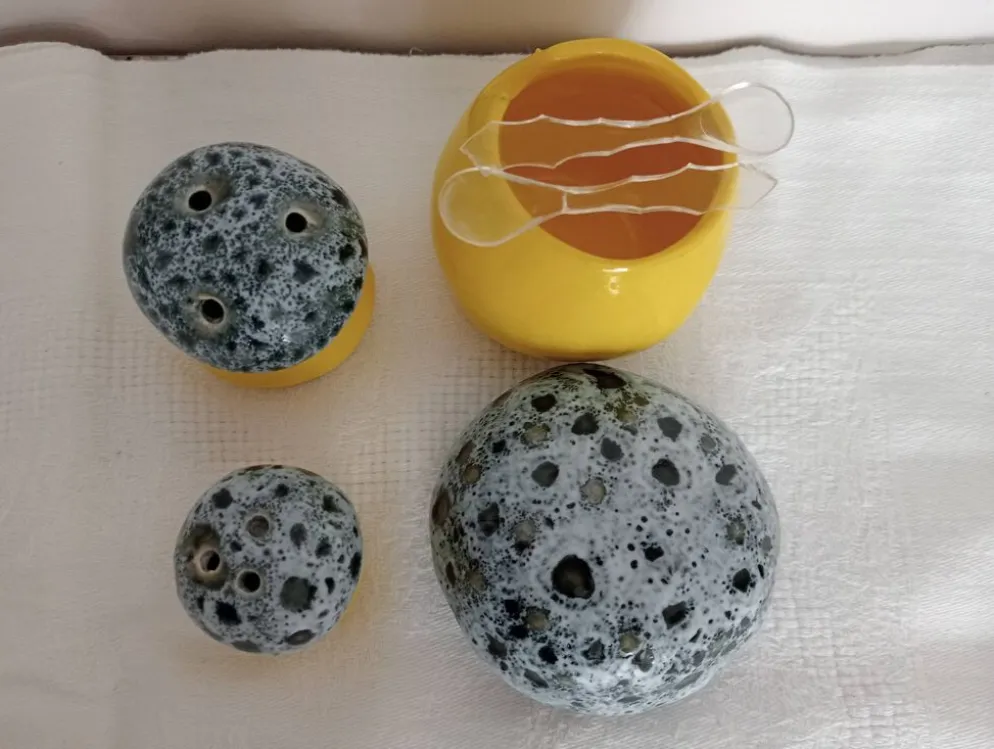 Ensemble à condiments faïence années 70