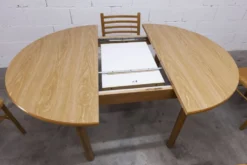 Ensemble Danois table transformable 114 cm /154 + 4 chaises moderniste 1970