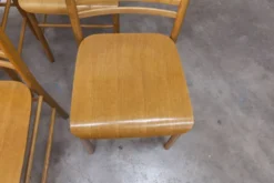 Ensemble Danois table transformable 114 cm /154 + 4 chaises moderniste 1970