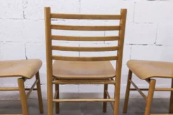 Ensemble Danois table transformable 114 cm /154 + 4 chaises moderniste 1970