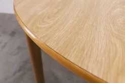Ensemble Danois table transformable 114 cm /154 + 4 chaises moderniste 1970