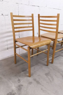 Ensemble Danois table transformable 114 cm /154 + 4 chaises moderniste 1970