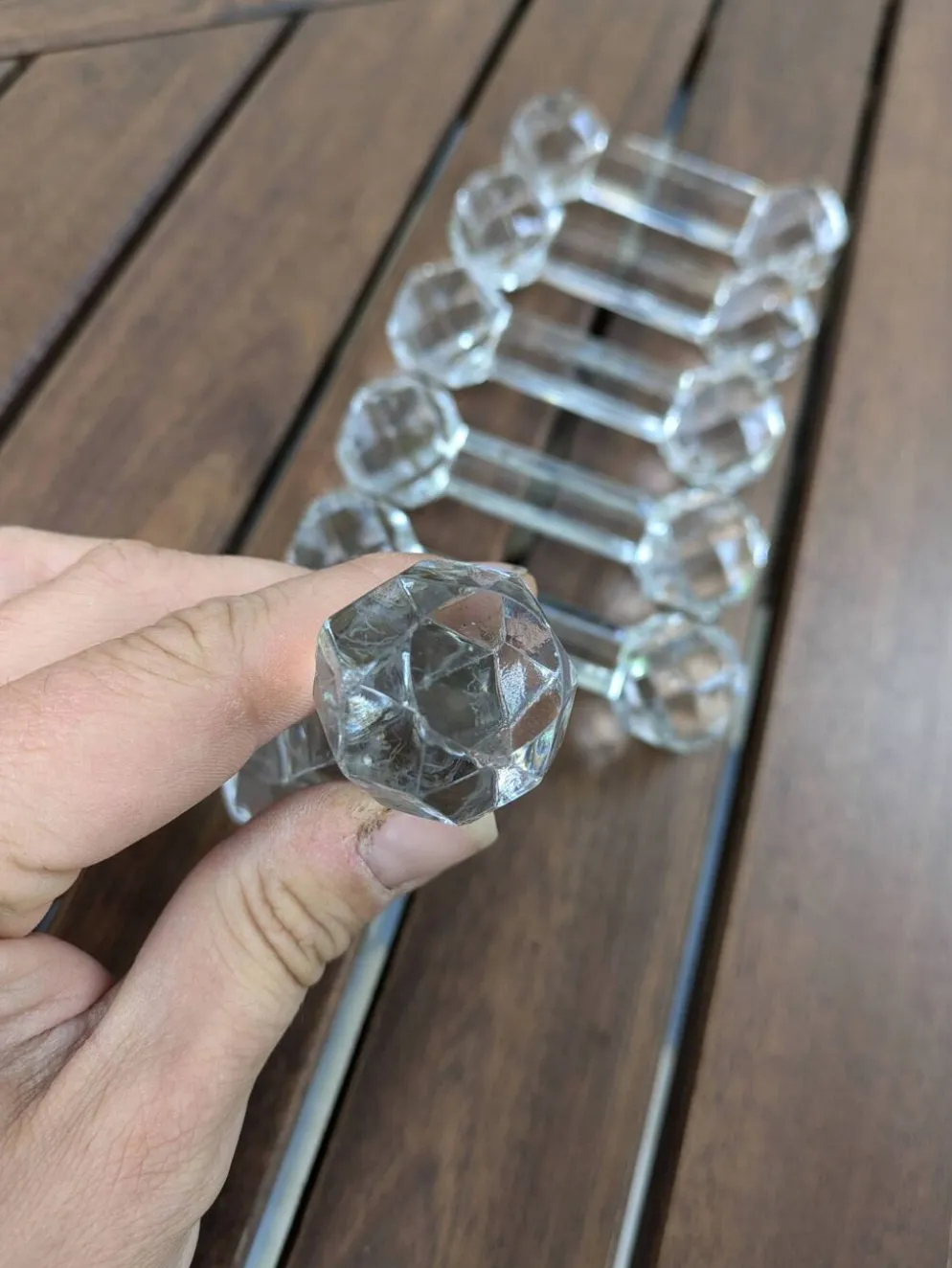 Ensemble de 6 anciens porte-couteaux en verre ou cristal à pointes de diamant