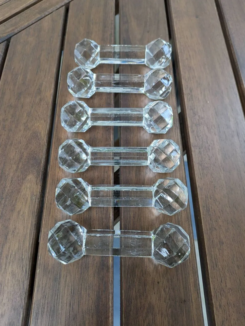 Ensemble de 6 anciens porte-couteaux en verre ou cristal à pointes de diamant