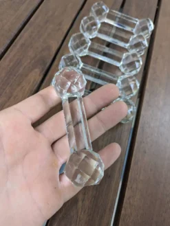 Ensemble de 6 anciens porte-couteaux en verre ou cristal à pointes de diamant