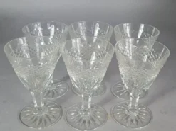 Ensemble de 6 anciens verres aperitif cristal taillé. Parfait état. SC