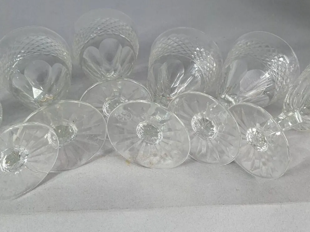 Ensemble de 6 anciens verres aperitif cristal taillé. Parfait état. SC