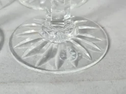 Ensemble de 6 anciens verres aperitif cristal taillé. Parfait état. SC