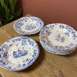 Ensemble de 6 assiettes creuses décor bleu Moustiers