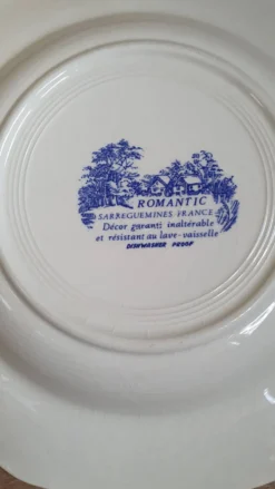 Ensemble de 5 assiettes en porcelaine de Sarreguemines