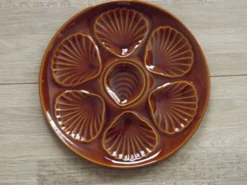 Ensemble de 6 assiettes à huîtres en majolique brune pour 6 huîtres et citron 4951